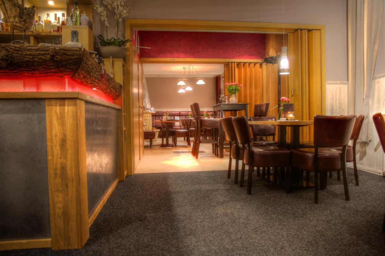 Restaurant Und Pension Zur Nassen Ecke Wittenbeck Exterior photo