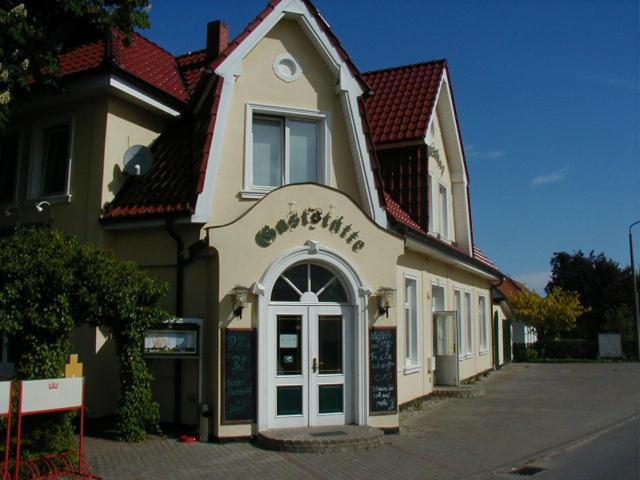 Restaurant Und Pension Zur Nassen Ecke Wittenbeck Exterior photo